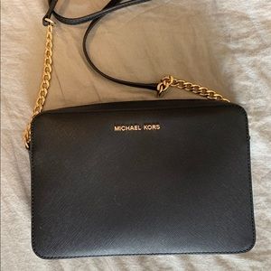 Michael Kors Jet Set crossbody